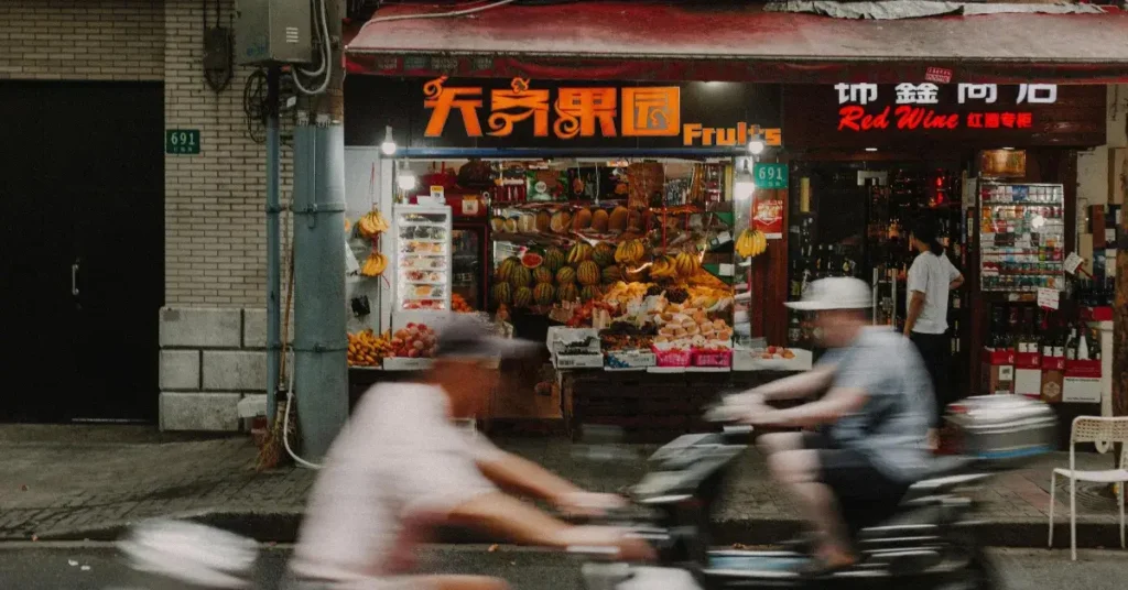 Shanghai small food store